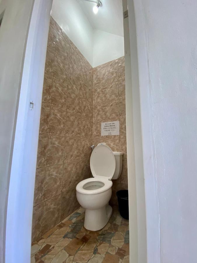 Bed and Breakfast Location One Eighty Bangcusay Экстерьер фото
